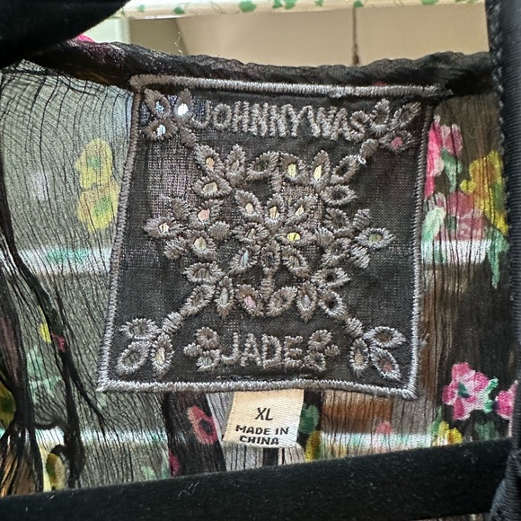 Johnny Was XL Black Mesh Blouse with Pink Floral Detail & Liner - Picture 2 of 3